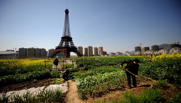 Çinlilər indi də bütün dünyann "surətini" çıxarırlar