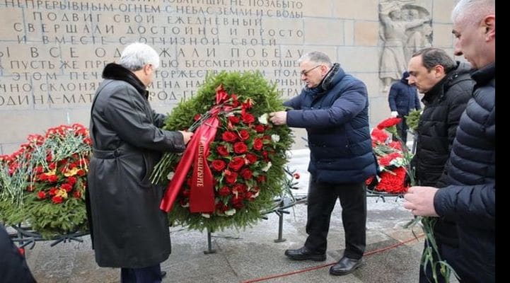 Азербайджанская делегация приняла участие в мероприятиях в честь 76-летия освобождения Ленинграда от блокады