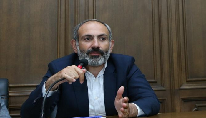 Nikol Rusiyanın təkidi ilə onu vəzifədən çıxarır