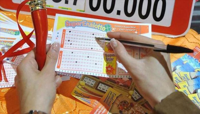 İtaliyada lotereyada rekord uduş