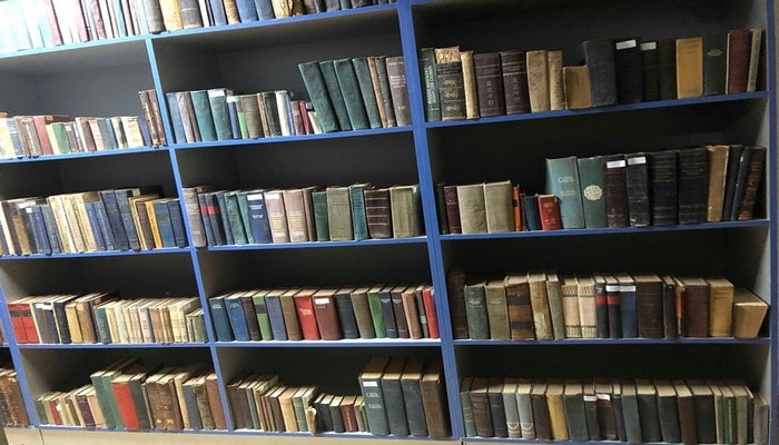 MEK-in Lüğətlər fondunda nadir nəşrlər var