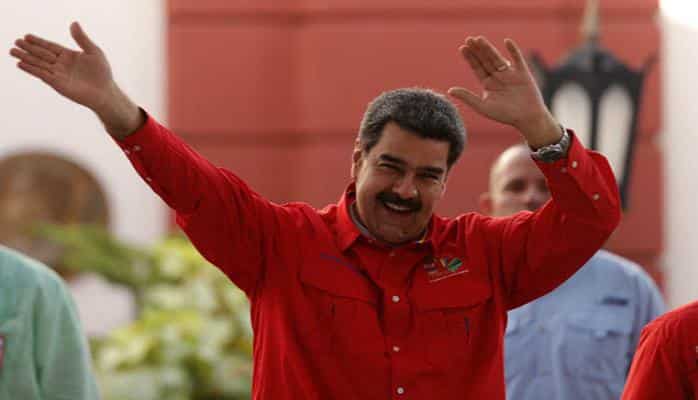 Maduro Putinlə görüşə gedir