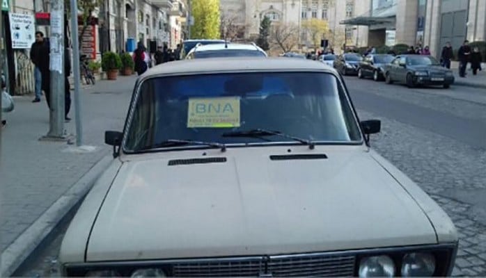 Sürücülərə saxta parklanma vərəqəsi verilir