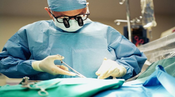 Azərbaycanın axtarışa verdiyi həkim İranda tutulub