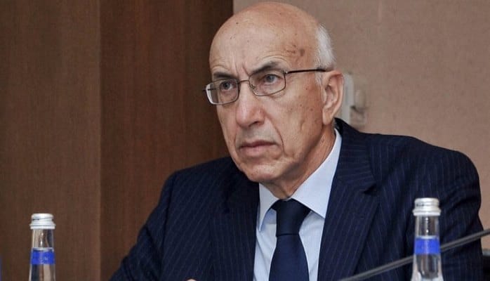 78 yaşlı Arif Rəhimzadə: “Yaddaşım yerindədir, beynim də işləyir..."