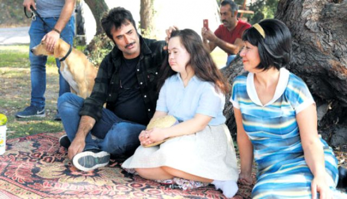 Mahsun Kırmızıgül yeni filminə 147 daun sindromlu uşaq çəkdi