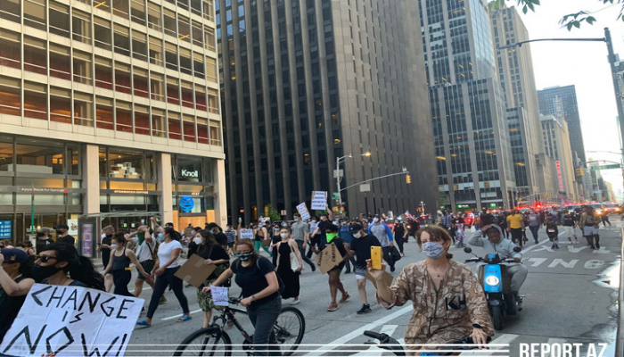 Демонстранты призвали Дональда Трампа к отставке