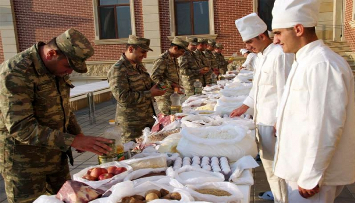 Hərbi qulluqçulara pul əvəzinə ərzaq verilməsinə başlanıldı