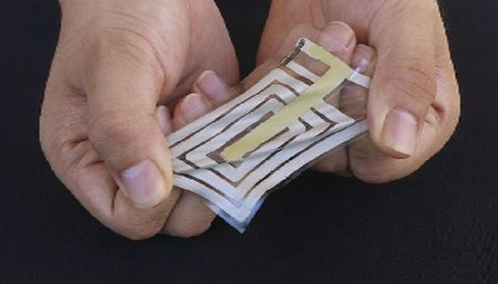 Dəriyə bərkidilən yeni datçiklər istifadəçinin sağlamlıq vəziyyətini izləyir