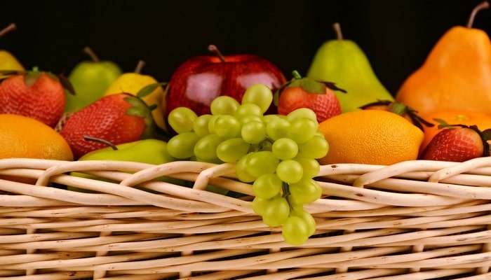 Врач-диетолог назвала фрукты и ягоды, позволяющие замедлить старение