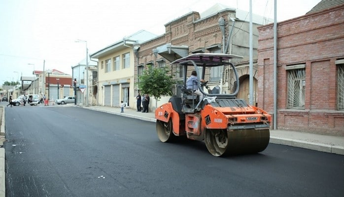 İlin sonunadək Gəncədə 30 küçəyə asfalt döşənəcək