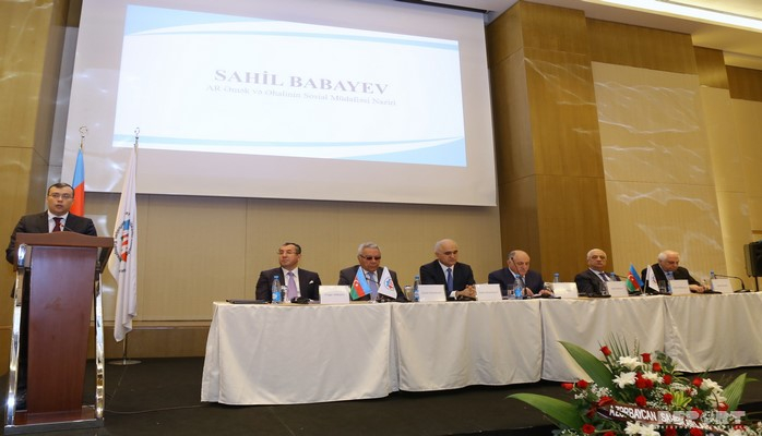 Министр: Число работающих по трудовому договору выросло почти на 100 тыс. человек