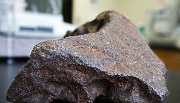 В США метеорит стоимостью $100 тыс. служил подпоркой для двери