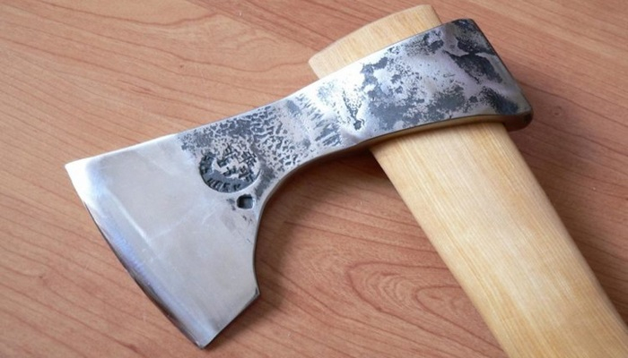 История появления топора