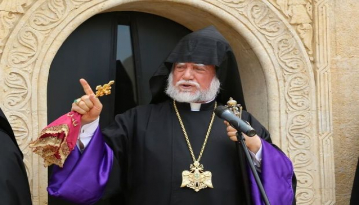 Erməni katolikosu Qarabağı Ermənistana birləşdirməyə çağırdı