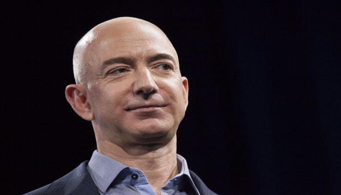 Bezos 15 dəqiqəyə 13,2 milyard dollar qazandı