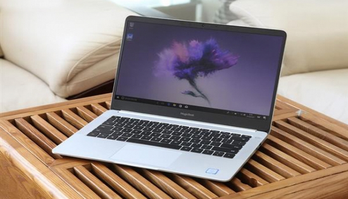 “Honor” markalı ilk noutbuk buraxılıb