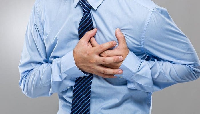 İnfarktdan əvvəl insan özünü necə hiss edir?