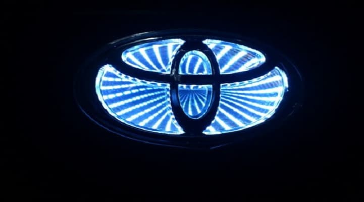 "Toyota" 3,4 milyon maşını geri qaytarır: ciddi problem var