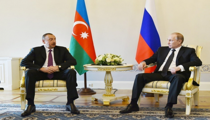Президент Ильхам Алиев позвонил Владимиру Путину