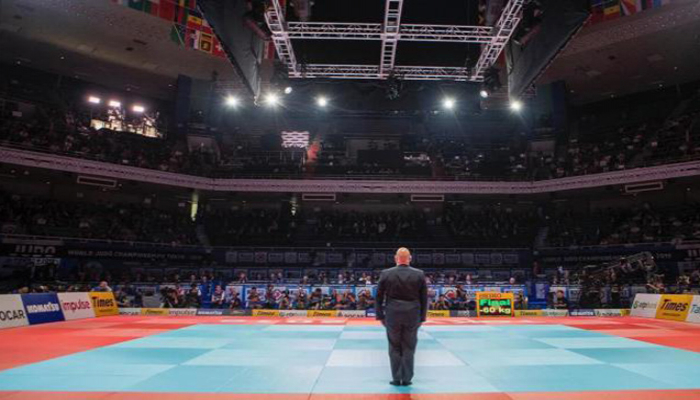 Millimiz Tokioda 5-ci oldu