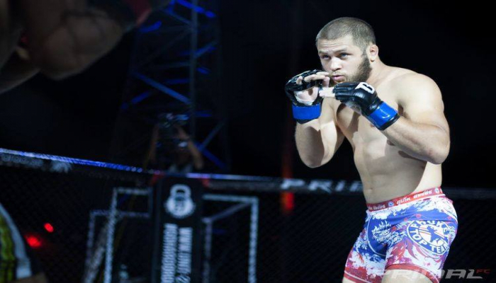 Azərbaycanlı döyüşçünün UFC-də debütü uğursuz alındı