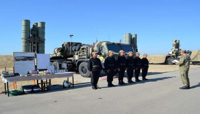 В Азербайджане вооружение и военная техника переводятся на зимний режим эксплуатации