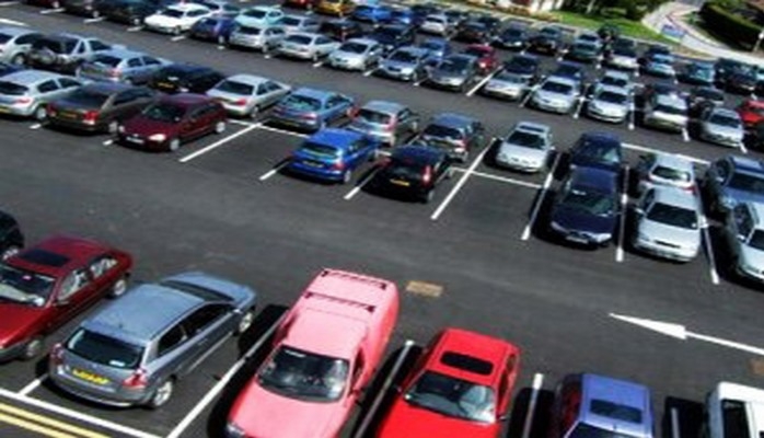 В Азербайджане изменены правила парковки транспортных средств