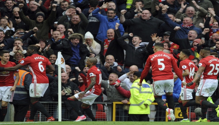 'Манчестер Юнайтед' намерен приобрести шестерых футболистов