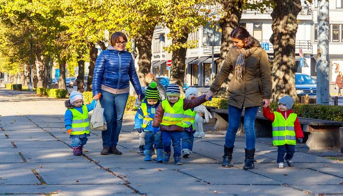 6 простых приемов, которые сохранят вашему ребенку жизнь на дороге