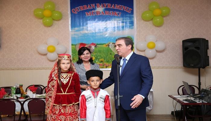 Niyazi Bayramov Qurban bayramı münasibətilə Gəncə Uşaq Evində olub