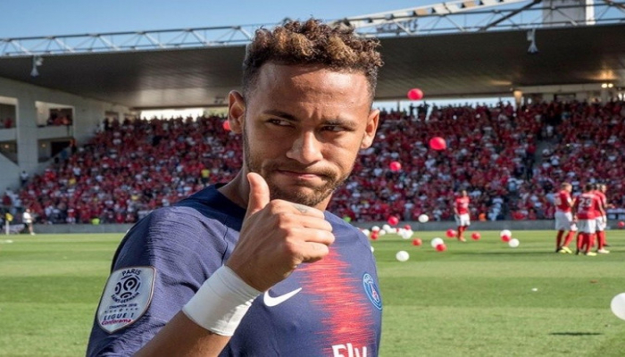 'Real Madrid' Neymara illik 40 milyon avro məvacib təklif edib