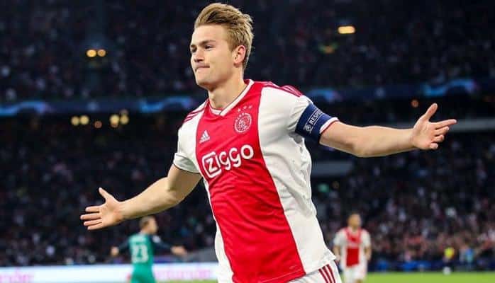 19 yaşlı müdafiəçi Juventus-da ən ödənişli ikinci oyunçu olacaq