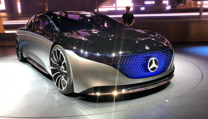 “Mercedes” elektromobilini təqdim etdi