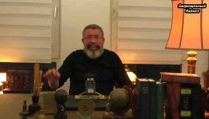 "Rus xalqı , Putinin yalanlarına inanma!" - Rus analitikdən şok müraciət