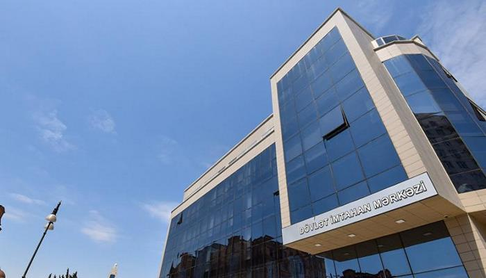 İmtahan verənlərin yarısı Azərbaycan dilindən qeyri-məqbul aldı