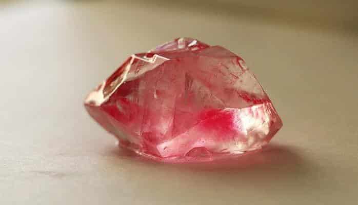 Ученые научились управлять магнитными свойствами кристаллов