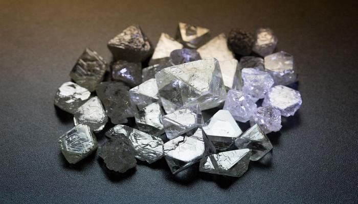 Российские ученые раскрыли тайну найденных на Камчатке алмазов