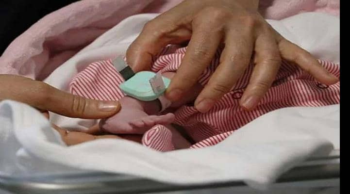 Körpənizin barmaqlarına diqətlə baxın - Bu xəstəliyin əlamətləri ola bilər