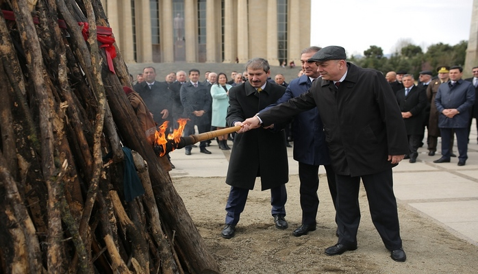Gəncədə Novruz bayramı böyük coşqu ilə qeyd edilib