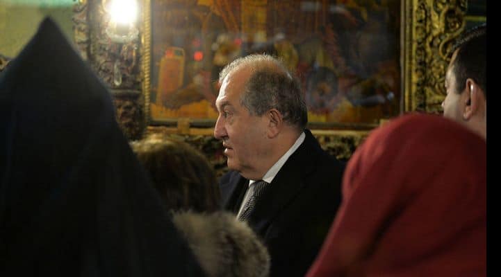 Ermənistan prezidenti xüsusi diqqətə görə Fələstin rəhbərinə təşəkkür edib