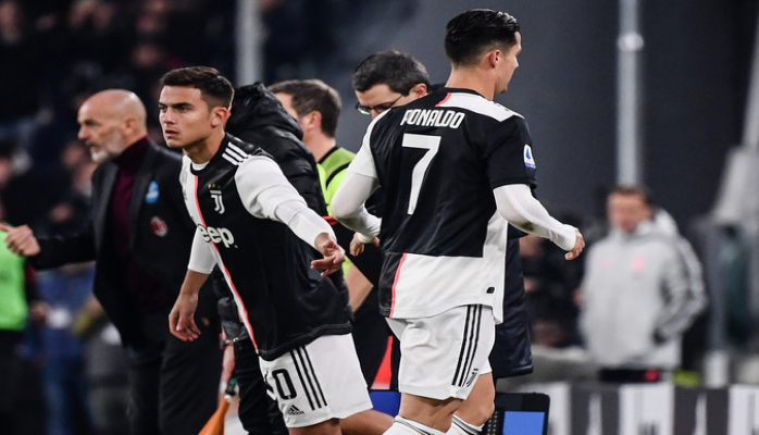 Ronaldu komanda yoldaşlarından üzr istəmək üçün şam yeməyi təşkil edəcək