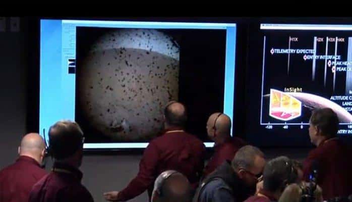 NASA gəmisi Marsa endi - Günəş sisteminin sirri açılır!