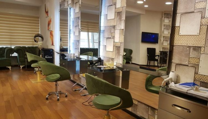 Bərbərxana və gözəllik salonlarının fəaliyyətinə dair qaydalar müəyyənləşib