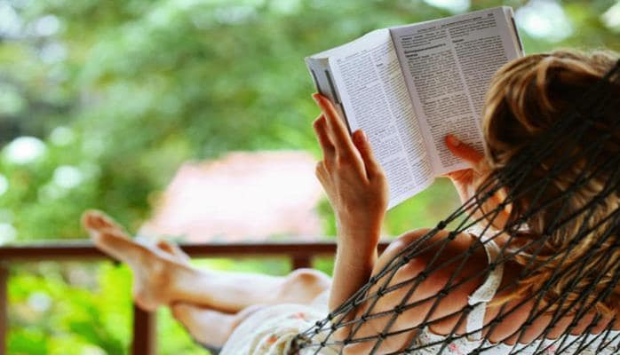 Ученые измерили уровень счастья людей по книгам и газетам