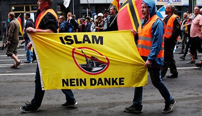 В Германии планируют ввести для мусульман налог на мечеть