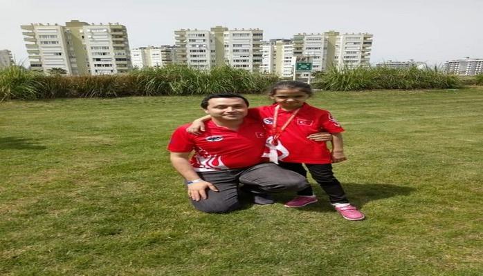 Türkiye adına yarıştığı ilk turnuvada dünya 8’incisi oldu