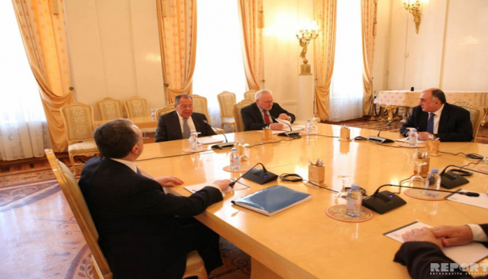 Главы МИД России, Азербайджана и Армении проводят встречу с сопредседателями МГ ОБСЕ
