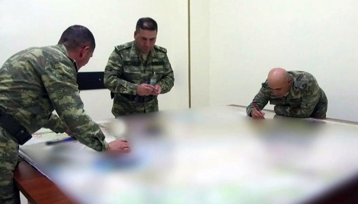В ходе учений азербайджанская армия отрабатывает задачи по действиям войск на картах