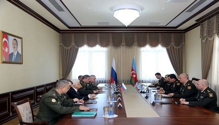 Главы Генштабов Азербайджана и России обсудили вопросы безопасности